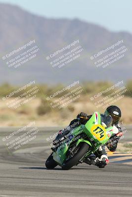 media/Oct-04-2025-CVMA (Sat) [[408bcdd6e4]]/Race 14-500-400-350 Supersport/